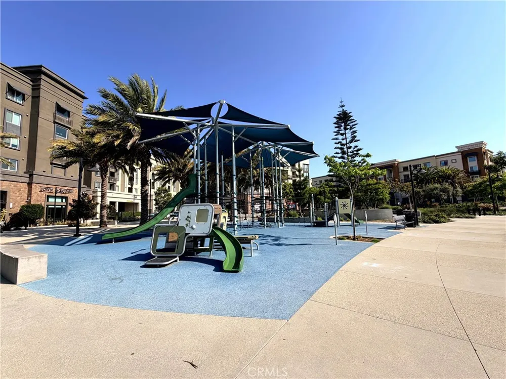 715 Winchester Drive Oxnard, CA 93036