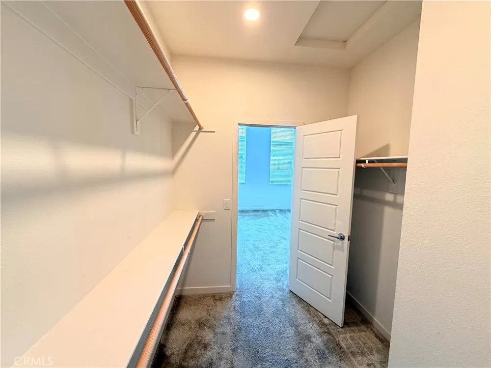 715 Winchester Drive Oxnard, CA 93036