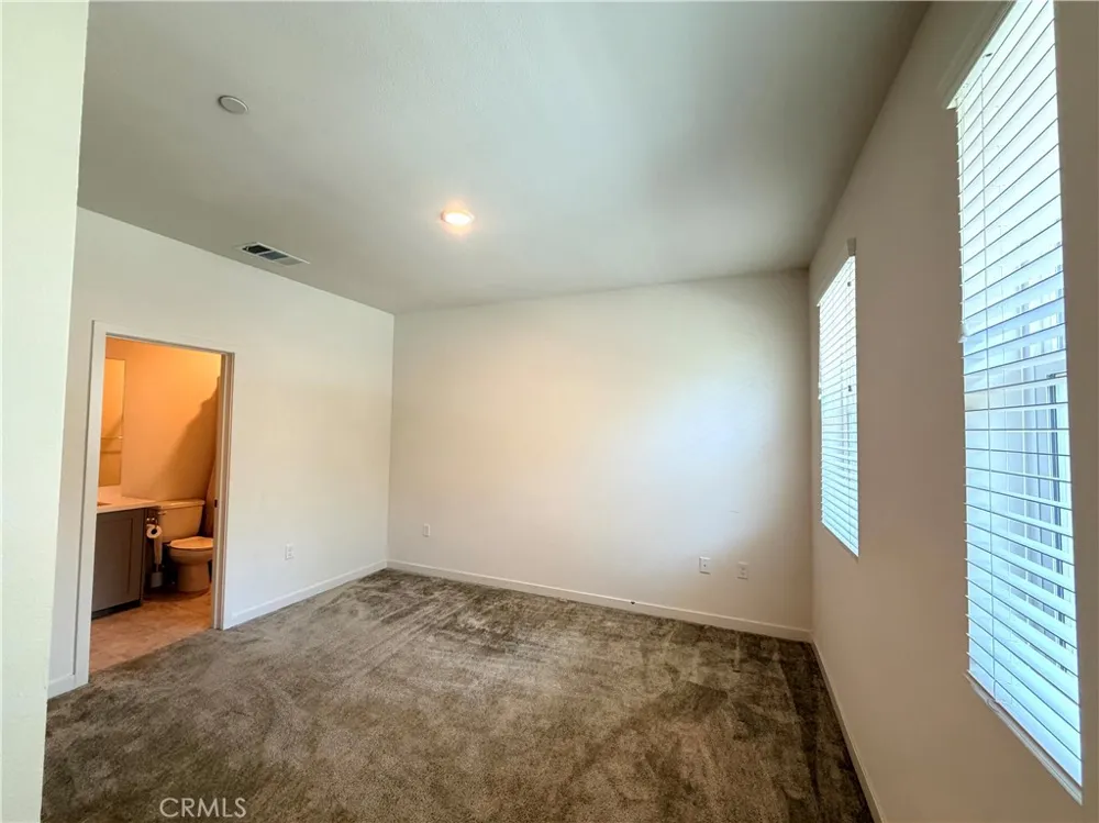 715 Winchester Drive Oxnard, CA 93036