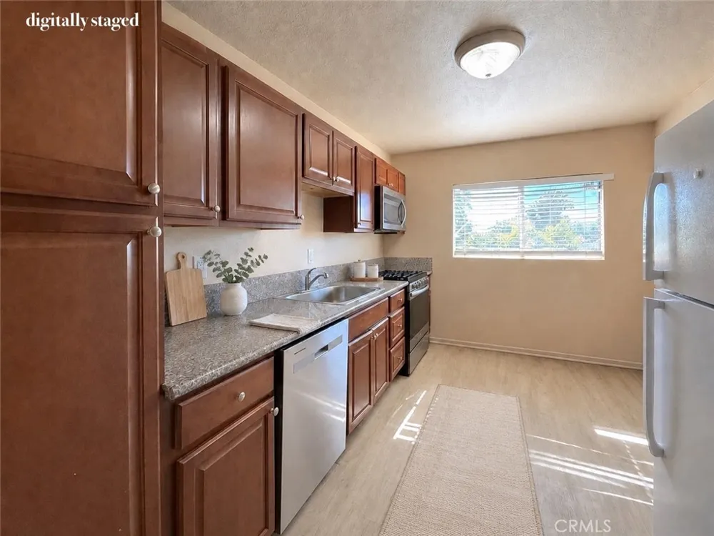 2104 Dawn Way Sacramento, CA 95825