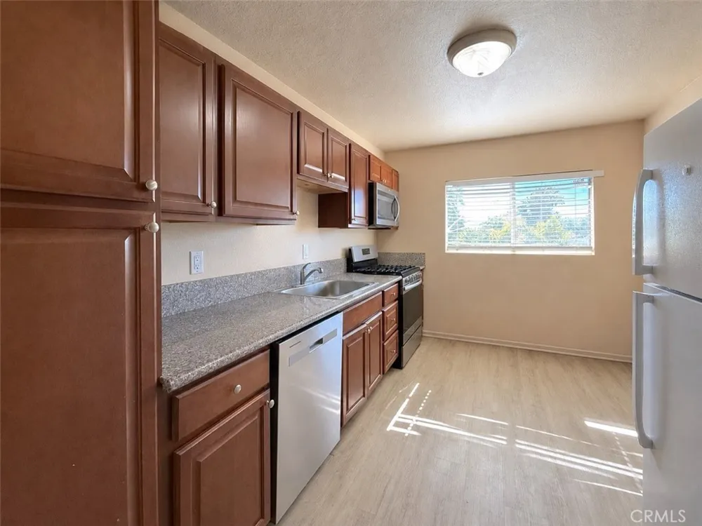 2104 Dawn Way Sacramento, CA 95825