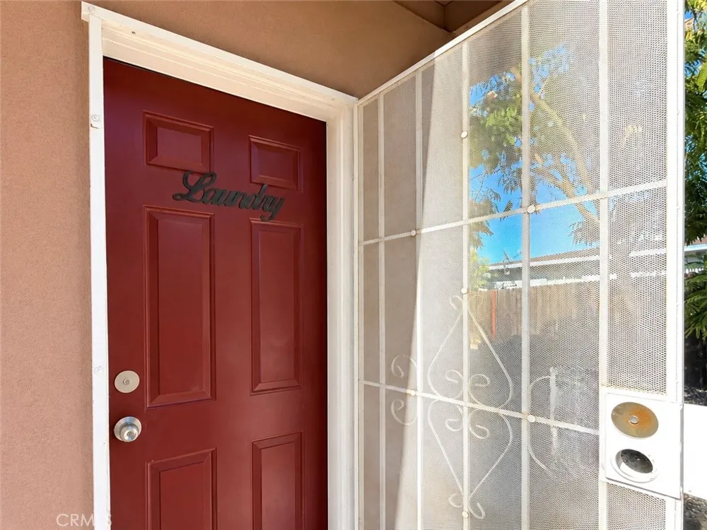 2104 Dawn Way Sacramento, CA 95825