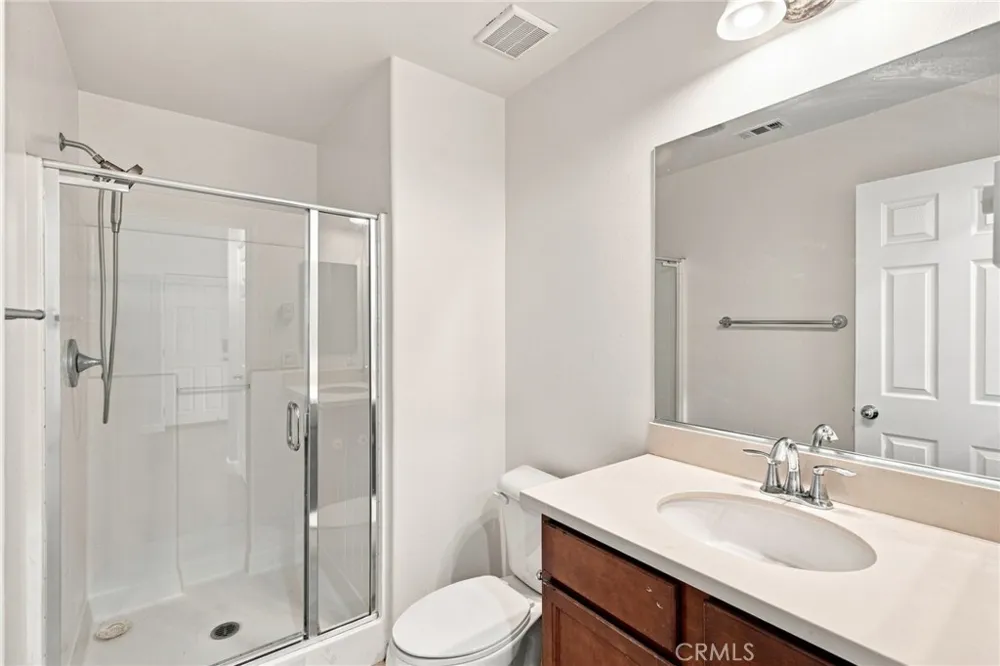 13998 Agate Court Eastvale, CA 92880