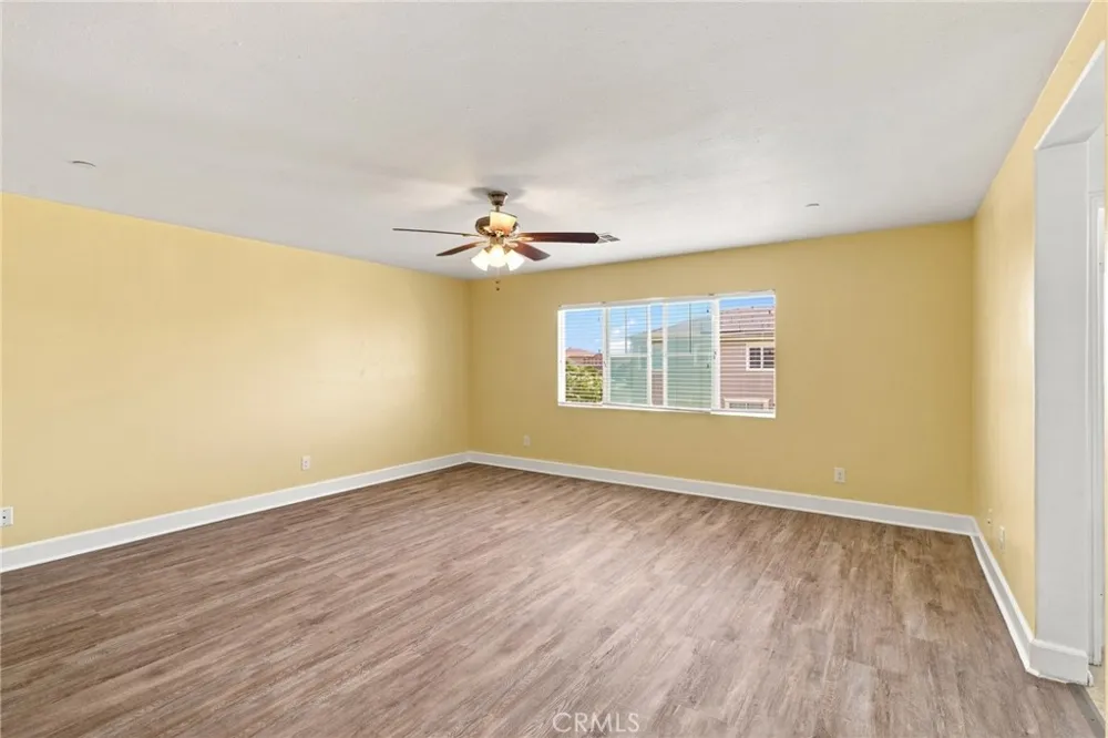 13998 Agate Court Eastvale, CA 92880