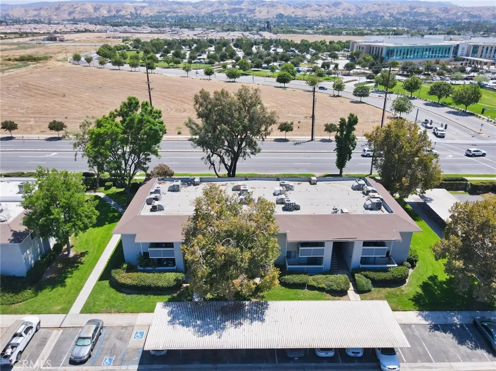 26200 Redlands #5 Redlands, CA 92373