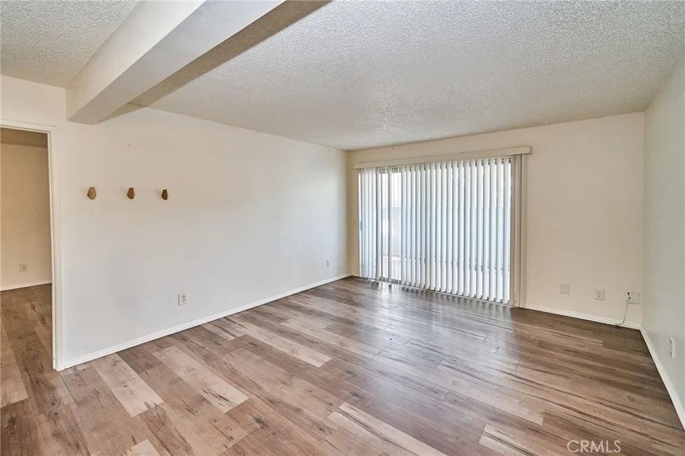 26200 Redlands #5 Redlands, CA 92373