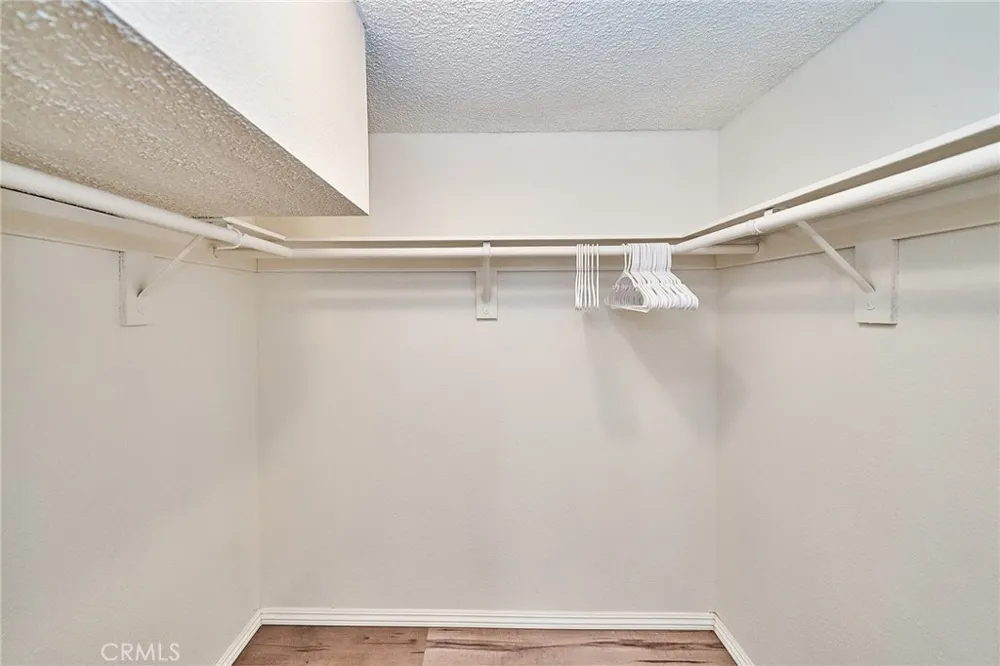 26200 Redlands #5 Redlands, CA 92373