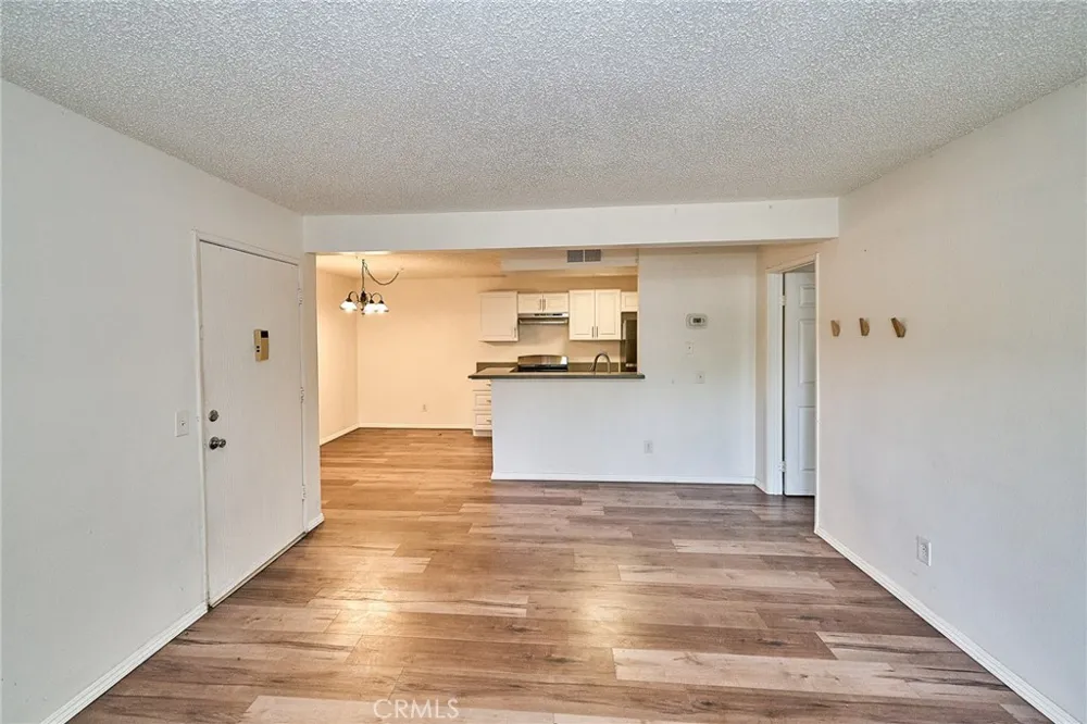 26200 Redlands #5 Redlands, CA 92373