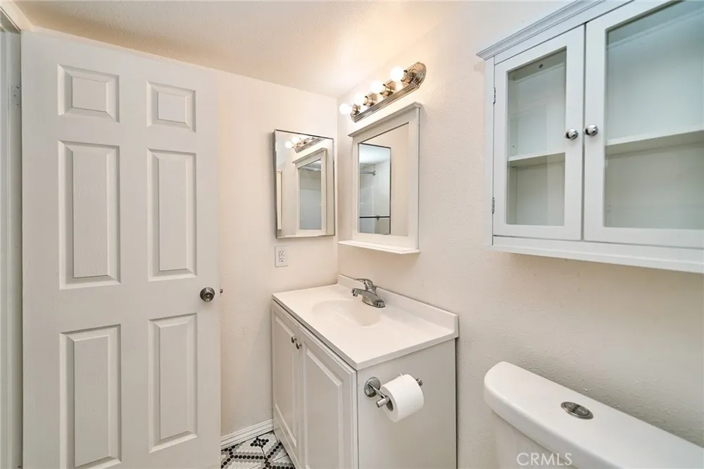 26200 Redlands #5 Redlands, CA 92373