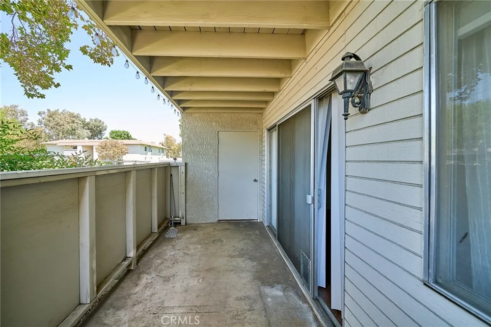 26200 Redlands #5 Redlands, CA 92373