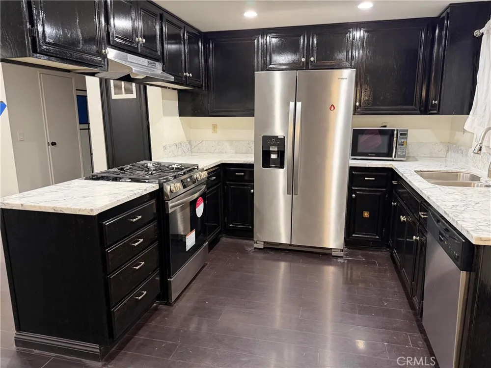 329 Genoa Street #D Monrovia, CA 91016