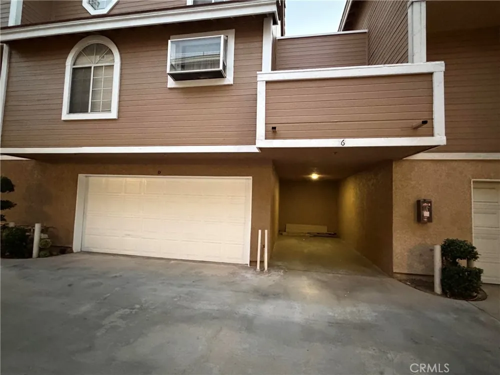 329 Genoa Street #D Monrovia, CA 91016