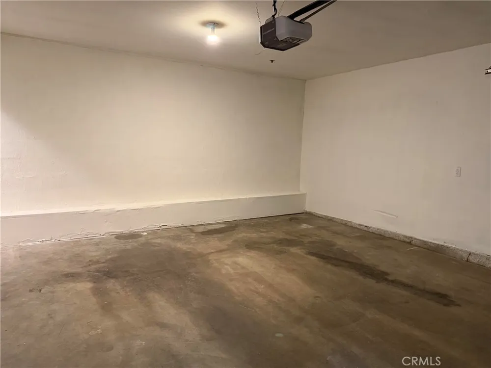 329 Genoa Street #D Monrovia, CA 91016