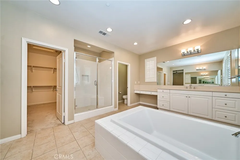 1324 Macneil Drive Azusa, CA 91702