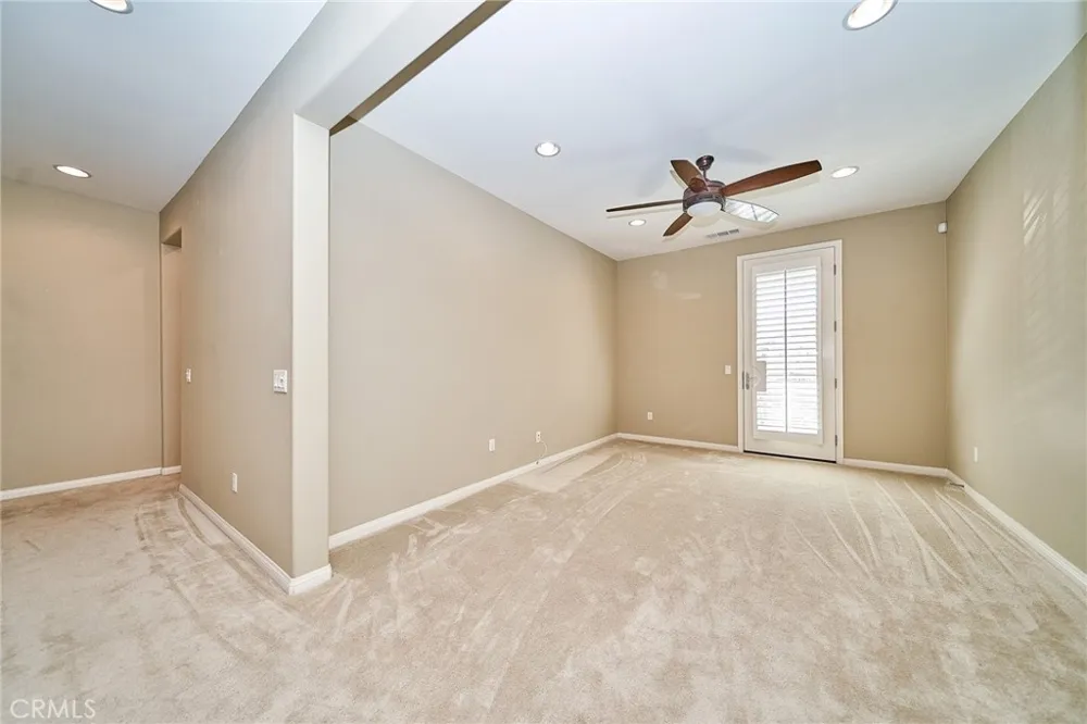 1324 Macneil Drive Azusa, CA 91702