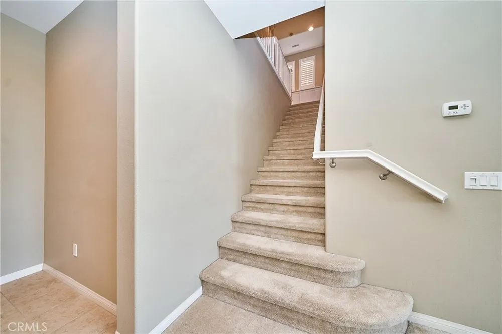 1324 Macneil Drive Azusa, CA 91702