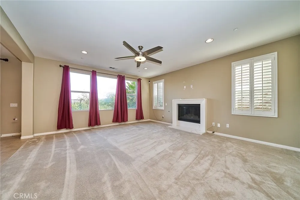1324 Macneil Drive Azusa, CA 91702