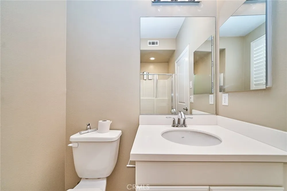 1324 Macneil Drive Azusa, CA 91702