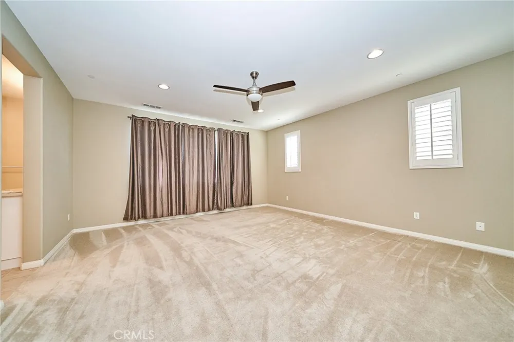 1324 Macneil Drive Azusa, CA 91702