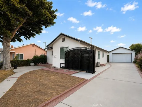 939 Montecito Drive