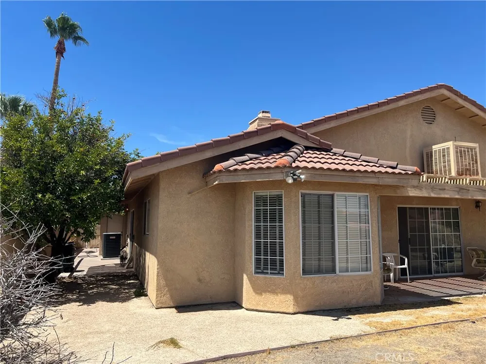 9661 Siwanoy Drive Desert Hot Springs, CA 92240