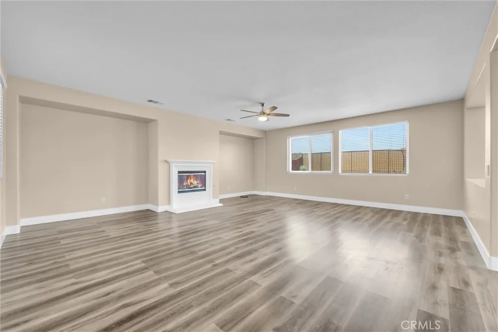 15100 Alexandria Street Adelanto, CA 92301