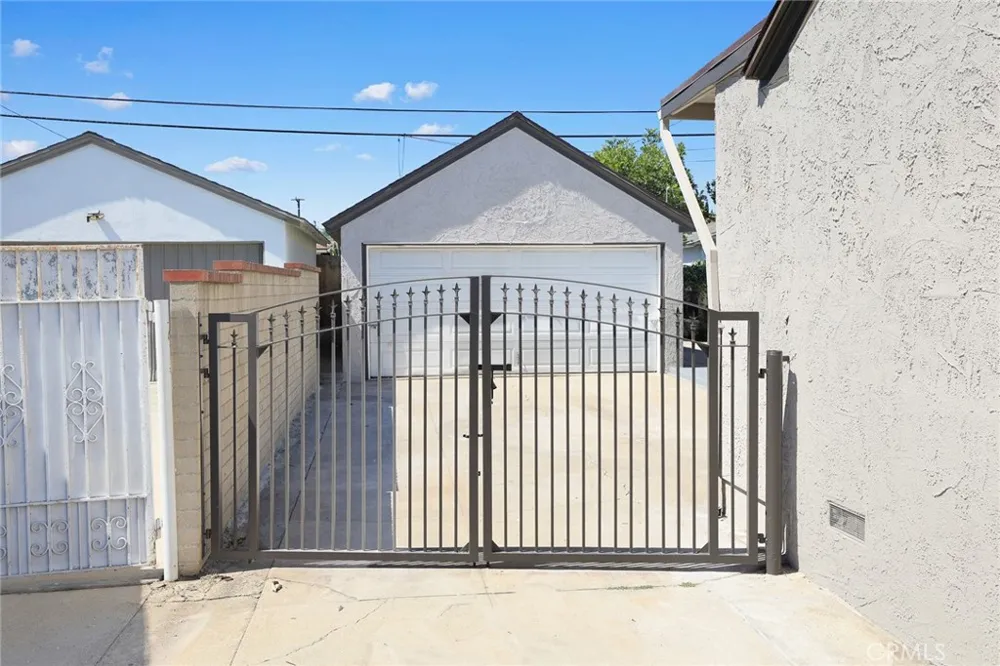 633 W Gleason Street Monterey Park, CA 91754