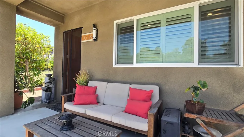 1018 La Presa Drive Pasadena, CA 91107