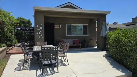 1018 La Presa Drive