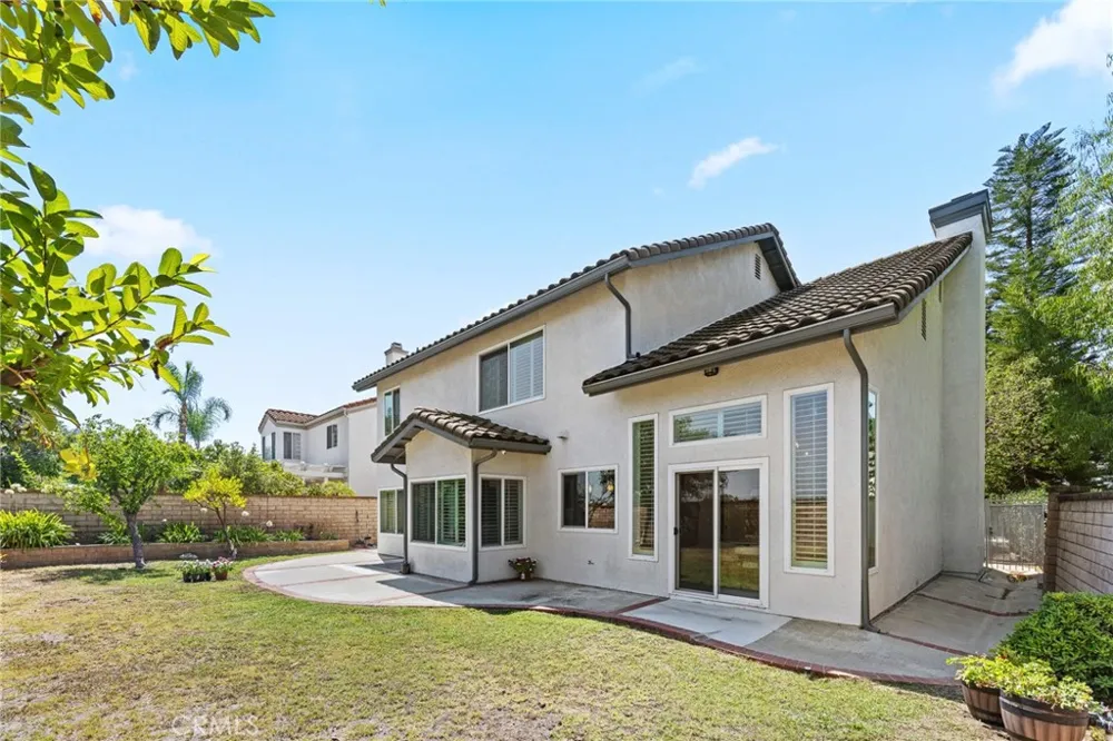 2302 Ridgeview Avenue Rowland Heights, CA 91748