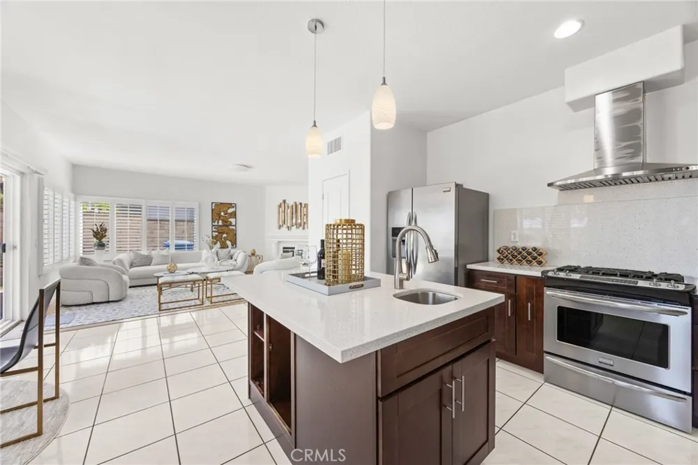 2302 Ridgeview Avenue Rowland Heights, CA 91748