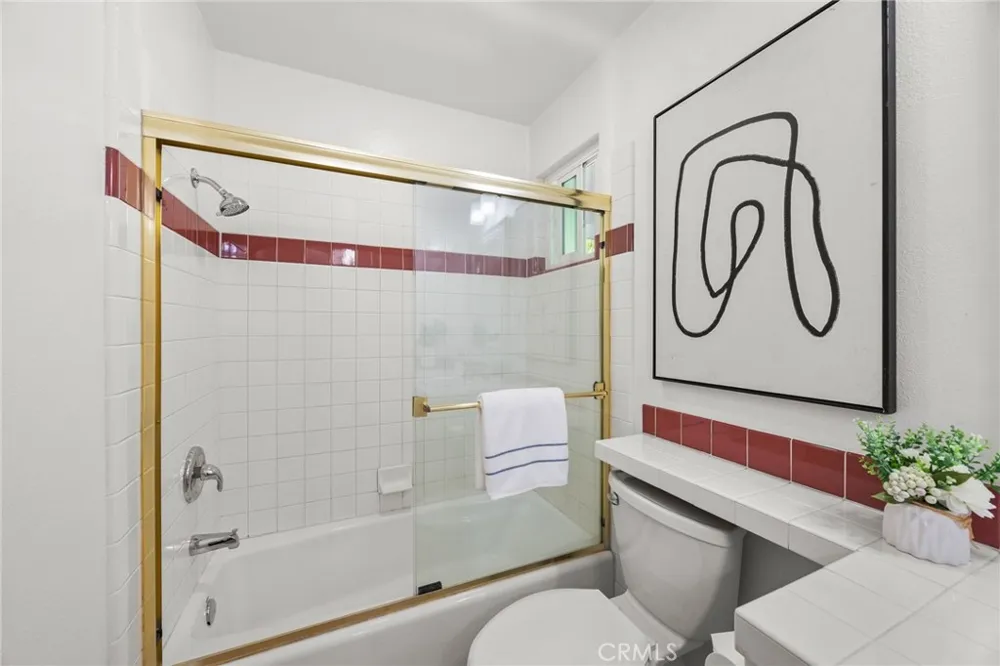 2302 Ridgeview Avenue Rowland Heights, CA 91748