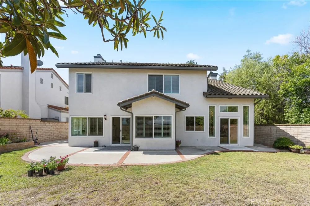 2302 Ridgeview Avenue Rowland Heights, CA 91748