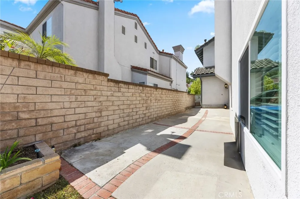 2302 Ridgeview Avenue Rowland Heights, CA 91748
