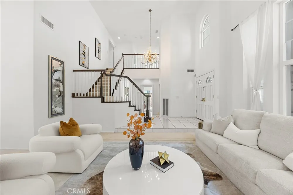2302 Ridgeview Avenue Rowland Heights, CA 91748