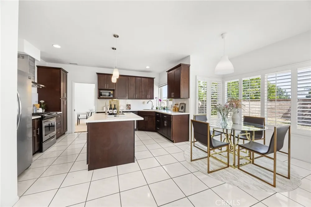 2302 Ridgeview Avenue Rowland Heights, CA 91748