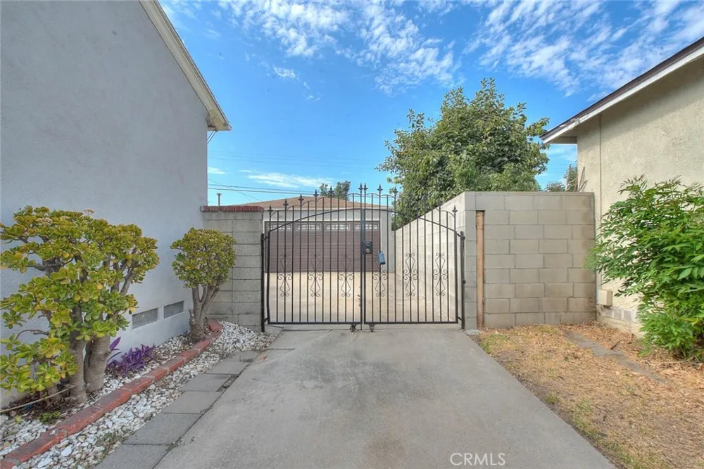 1309 E Norwood Place Alhambra, CA 91801