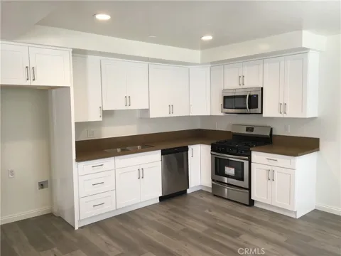 325 Howard #1