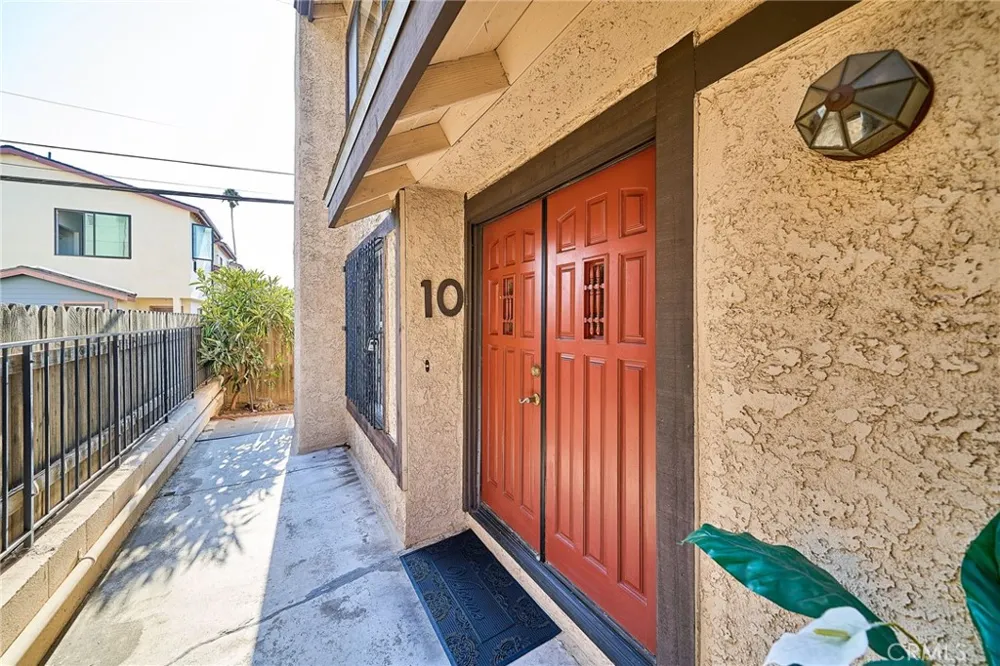 1417 S Marguerita Avenue #10 Alhambra, CA 91803