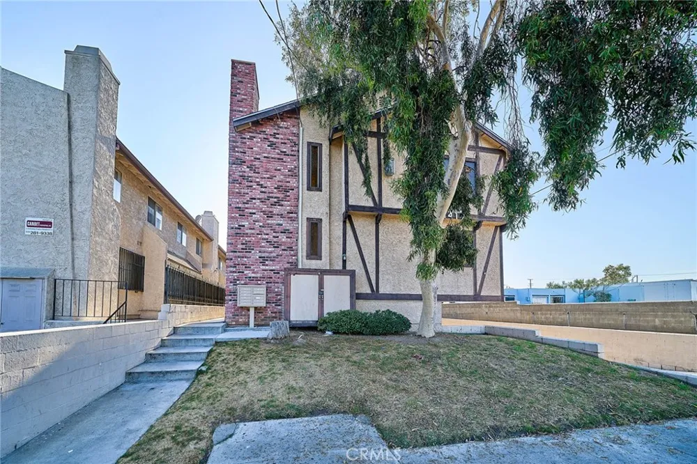 1417 S Marguerita Avenue #10 Alhambra, CA 91803