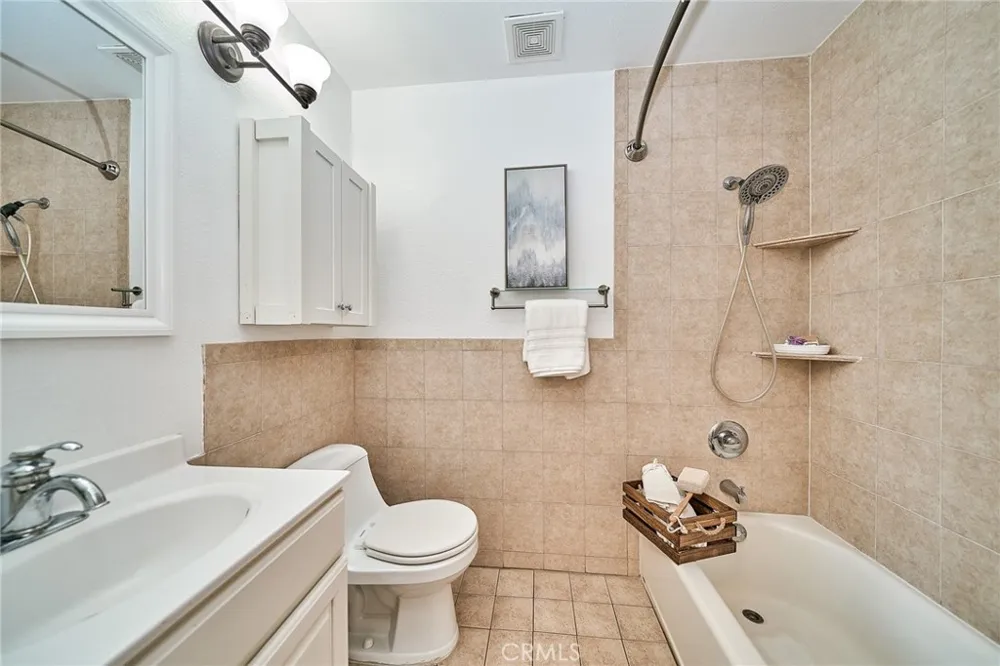 1417 S Marguerita Avenue #10 Alhambra, CA 91803