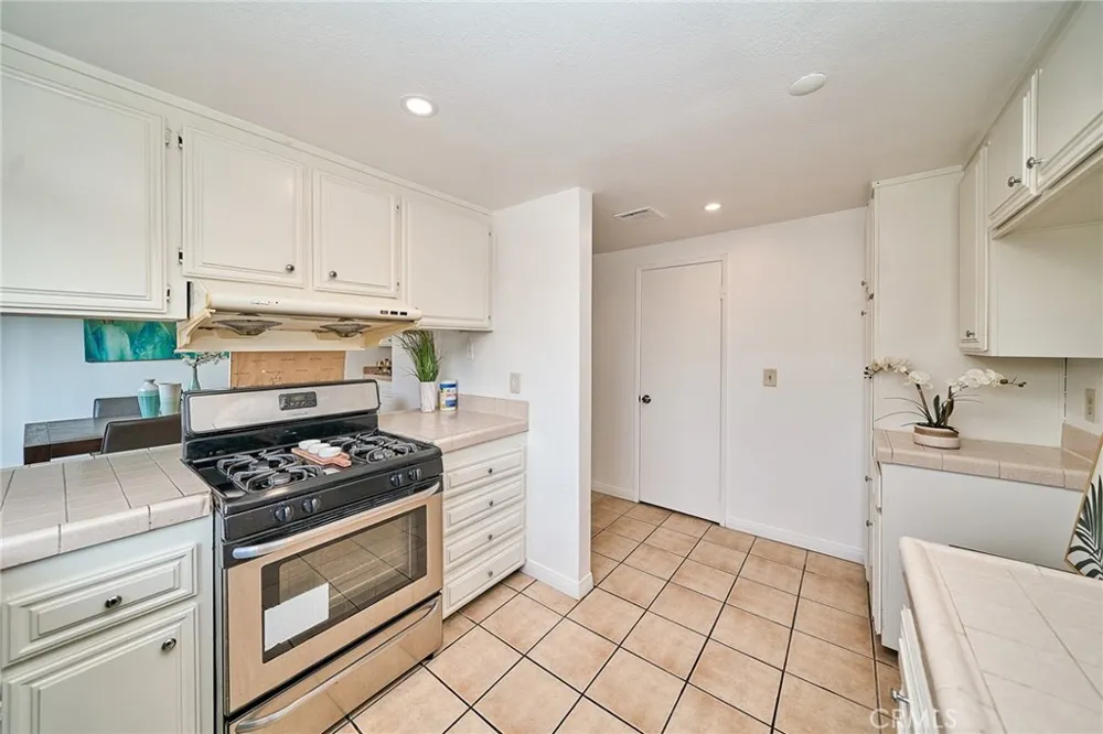 1417 S Marguerita Avenue #10 Alhambra, CA 91803