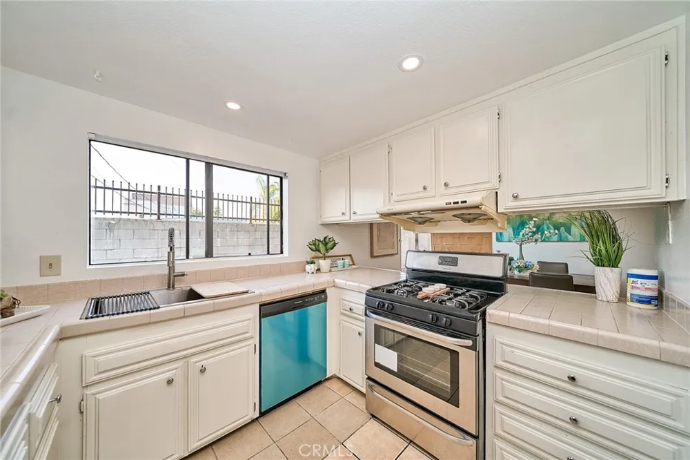1417 S Marguerita Avenue #10 Alhambra, CA 91803