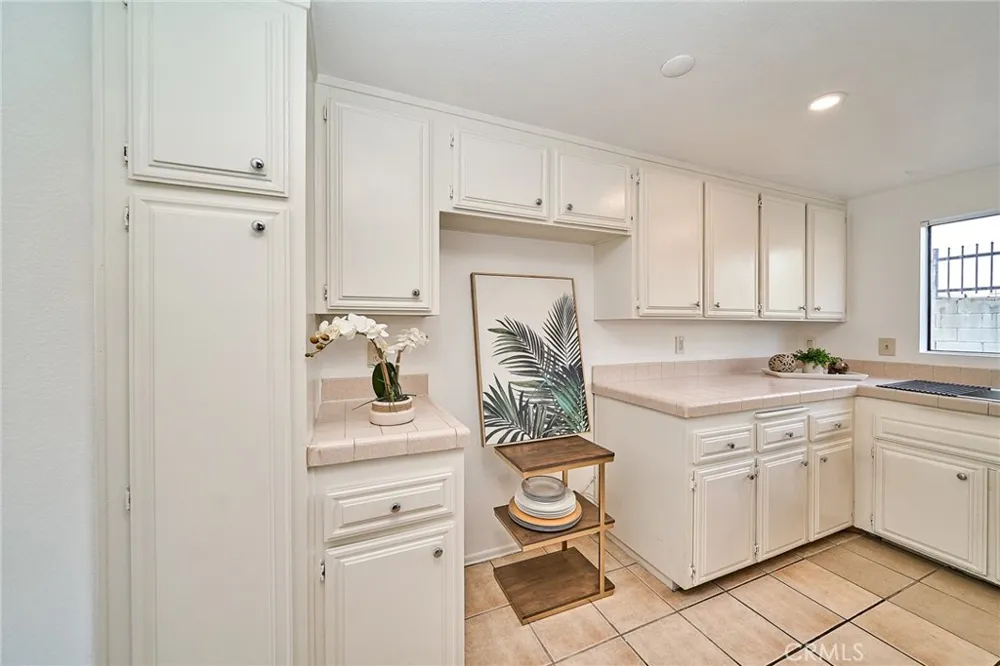 1417 S Marguerita Avenue #10 Alhambra, CA 91803