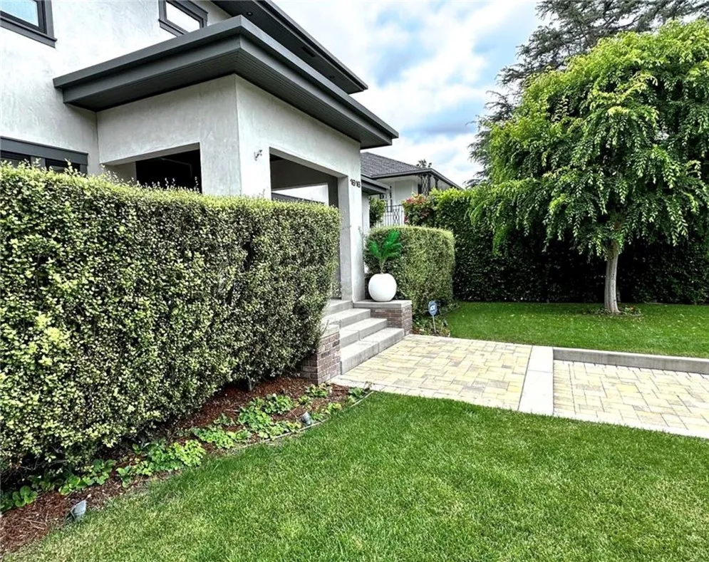 1616 Ogden Los Angeles, CA 90046