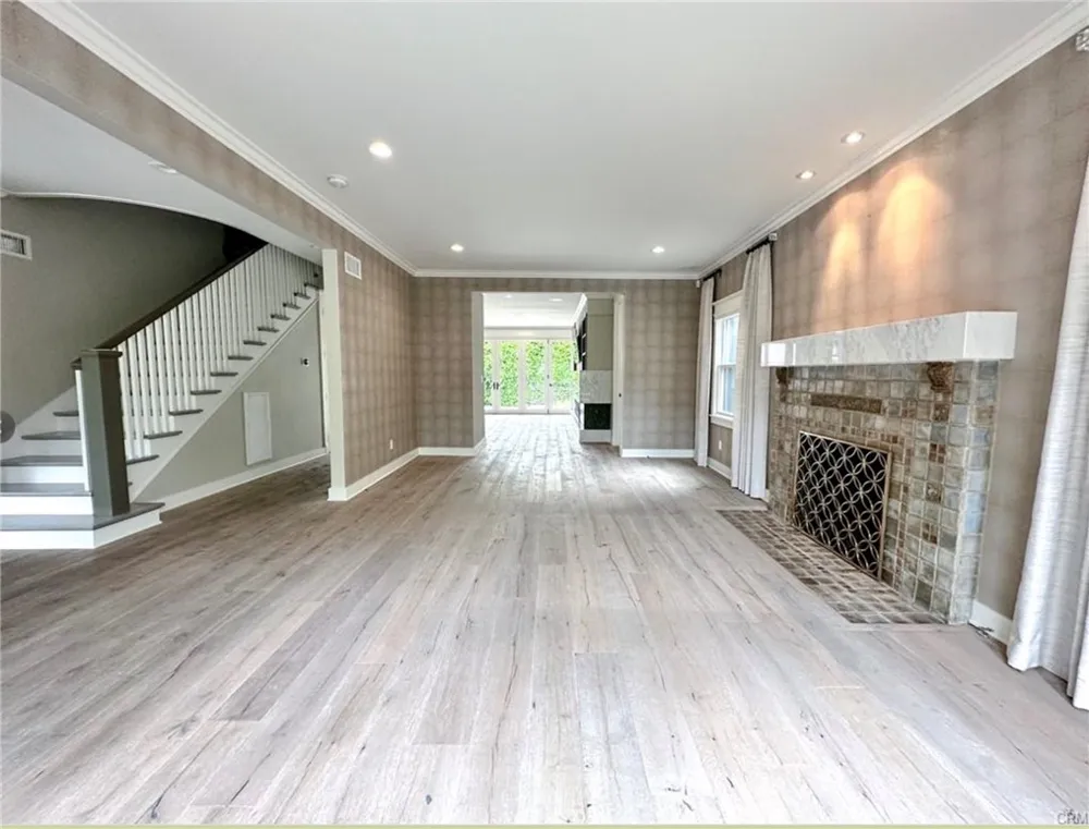 1616 Ogden Los Angeles, CA 90046