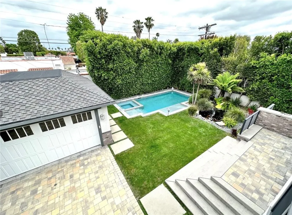 1616 Ogden Los Angeles, CA 90046