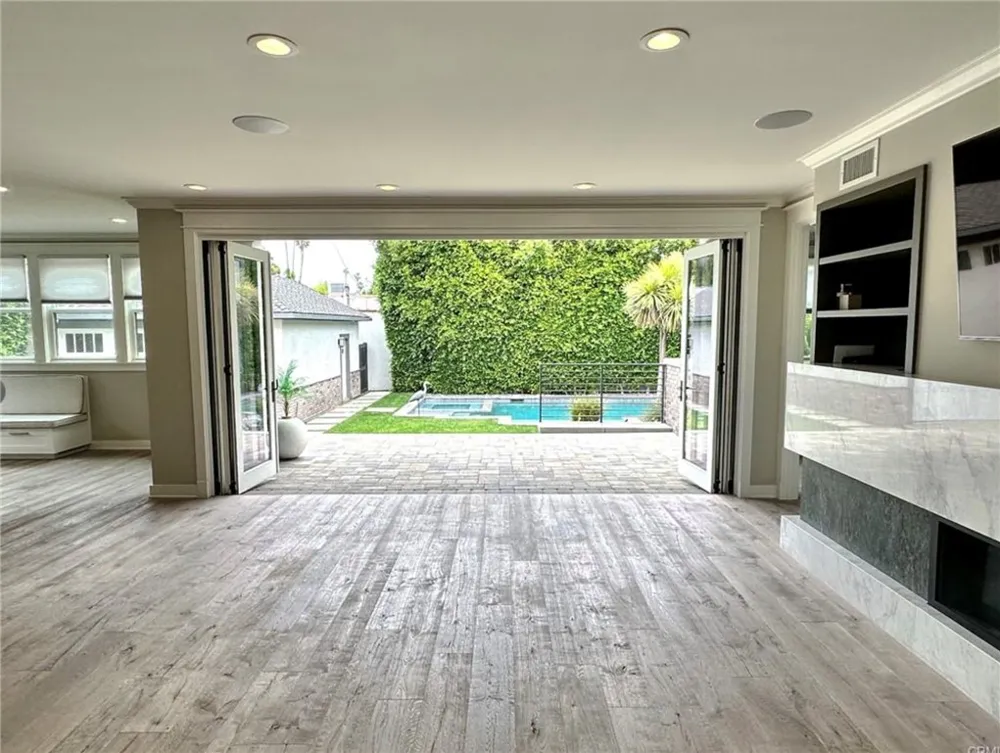 1616 Ogden Los Angeles, CA 90046
