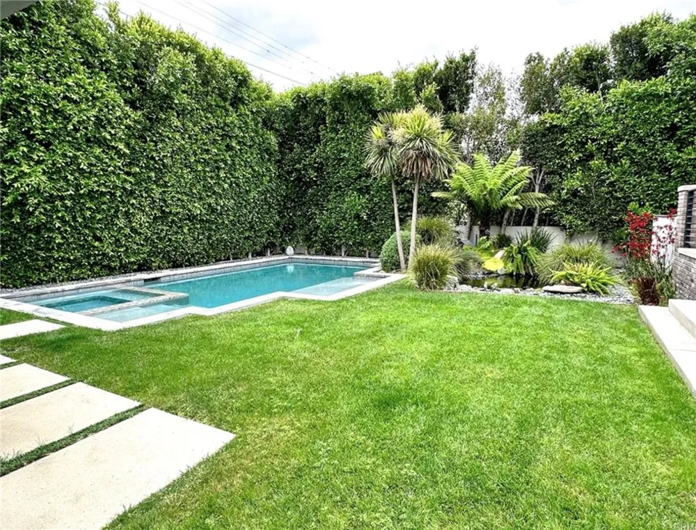 1616 Ogden Los Angeles, CA 90046