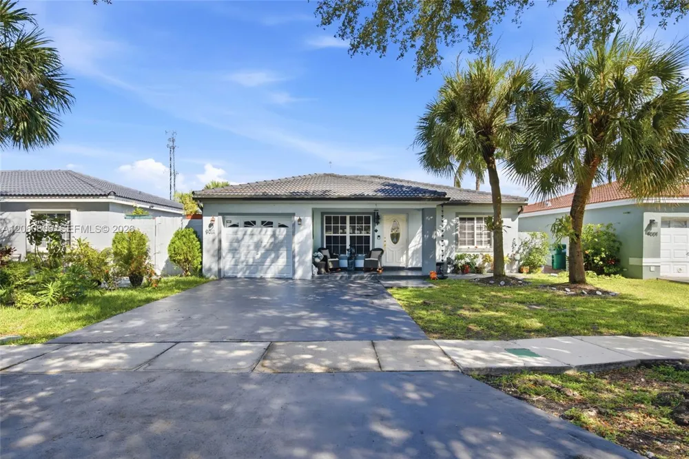 9011 NW 193rd Ter Hialeah, FL 33018